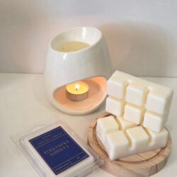 Wosk zapachowy do kominka "Elegancka Kobieta" 80gr