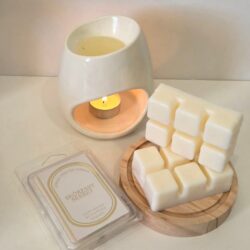 Wosk Sojowy do Kominka Zapachowego | Naturalne Woski Handmade.Ręcznie robiony wosk sojowy do kominka zapachowego. Intensywne, wyjątkowe zapachy inspirowane perfumami. Naturalny sposób na pachnący dom i relaks każdego dnia.