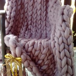 Koc z wełny czesankowej z Merynosa 120x180 cm - Kolor Brudny Róż