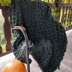 Koc Pleciony Czesankowy - Kolor Zieleń butelkowa - Wymiary 120x180 cm