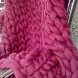 Koc Pleciony Czesankowy - Kolor Bordowy - Wymiary 120x180 cm