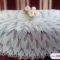 Obrus na drutach - Średnica 150 cm - Kolor Biały