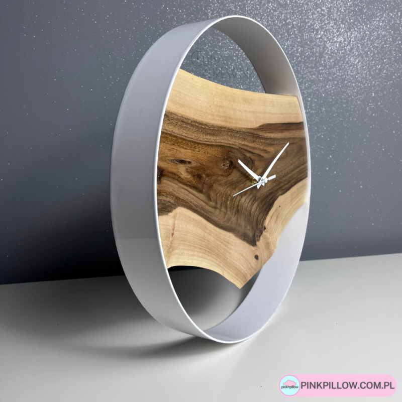 Drewniany zegar w Nowoczesnym stylu – Bok