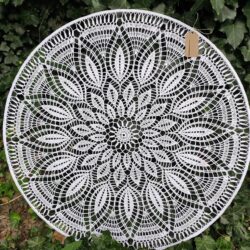 Okrągła Mandala na szydełku - Średnica 60 cm - Kolor Biały