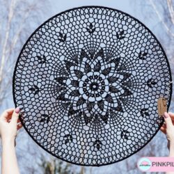 Mandala na szydełku na ścianę "Wzór 4" - Średnica 50 cm - Różne Kolory