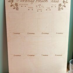 Tablica na zdjęcia Roczek z Metryczką - Miejsce na 12 zdjęć - Wzór Kwiaty