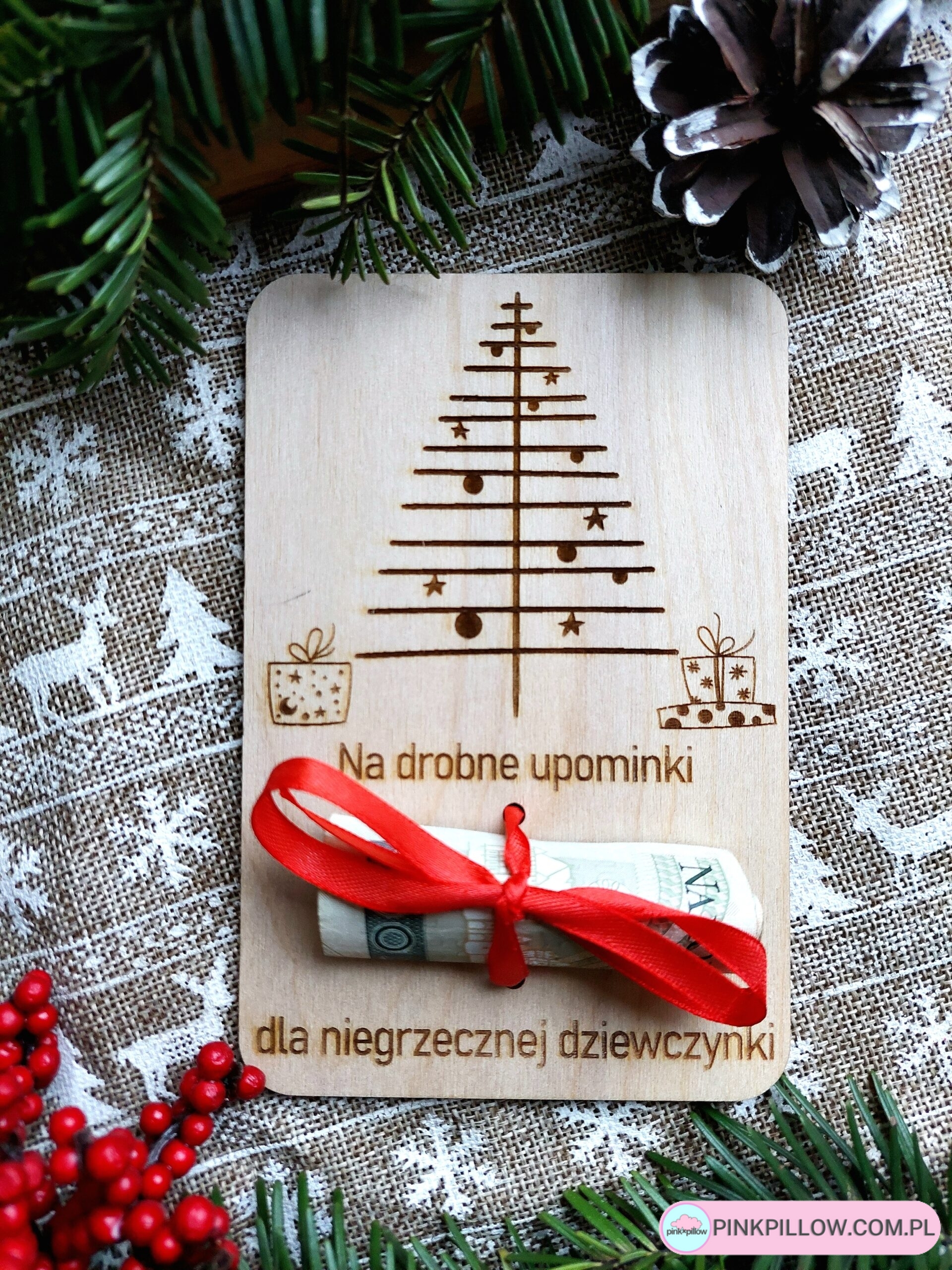 Świąteczny Bon podarunkowy/Etui na pieniądze - Wzór Grafika pionowa choinka "niegrzeczna dziewczynka"