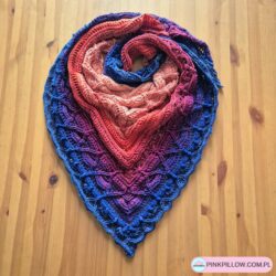 Chusta do zarzucenia na plecy "Taurus" z błyszczącą nitką