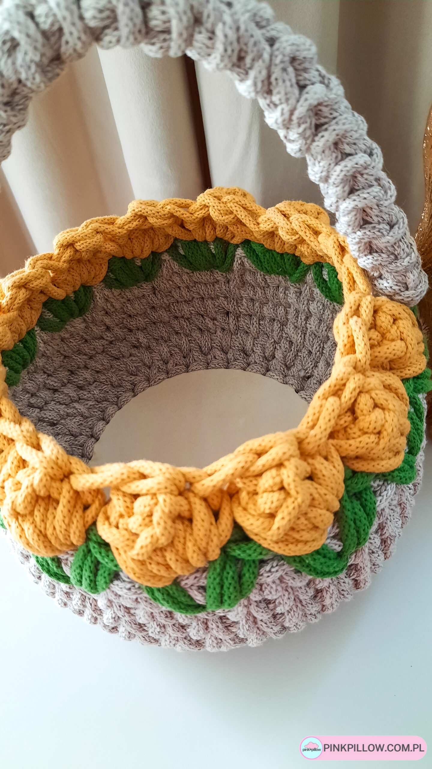 Wielkanocny Koszyk Szydełkowy - Wzór Tulipany - W środku