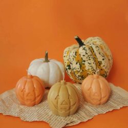 Świeca Dynia uśmiechnięta Okrągła - Różne Kolory