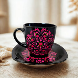 Filiżanka Kwadratowa w Fuksjową Mandalę