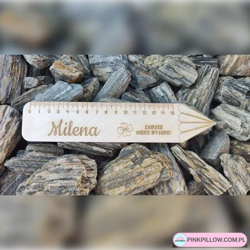 Grawerowana Drewniana Linijka z Imieniem