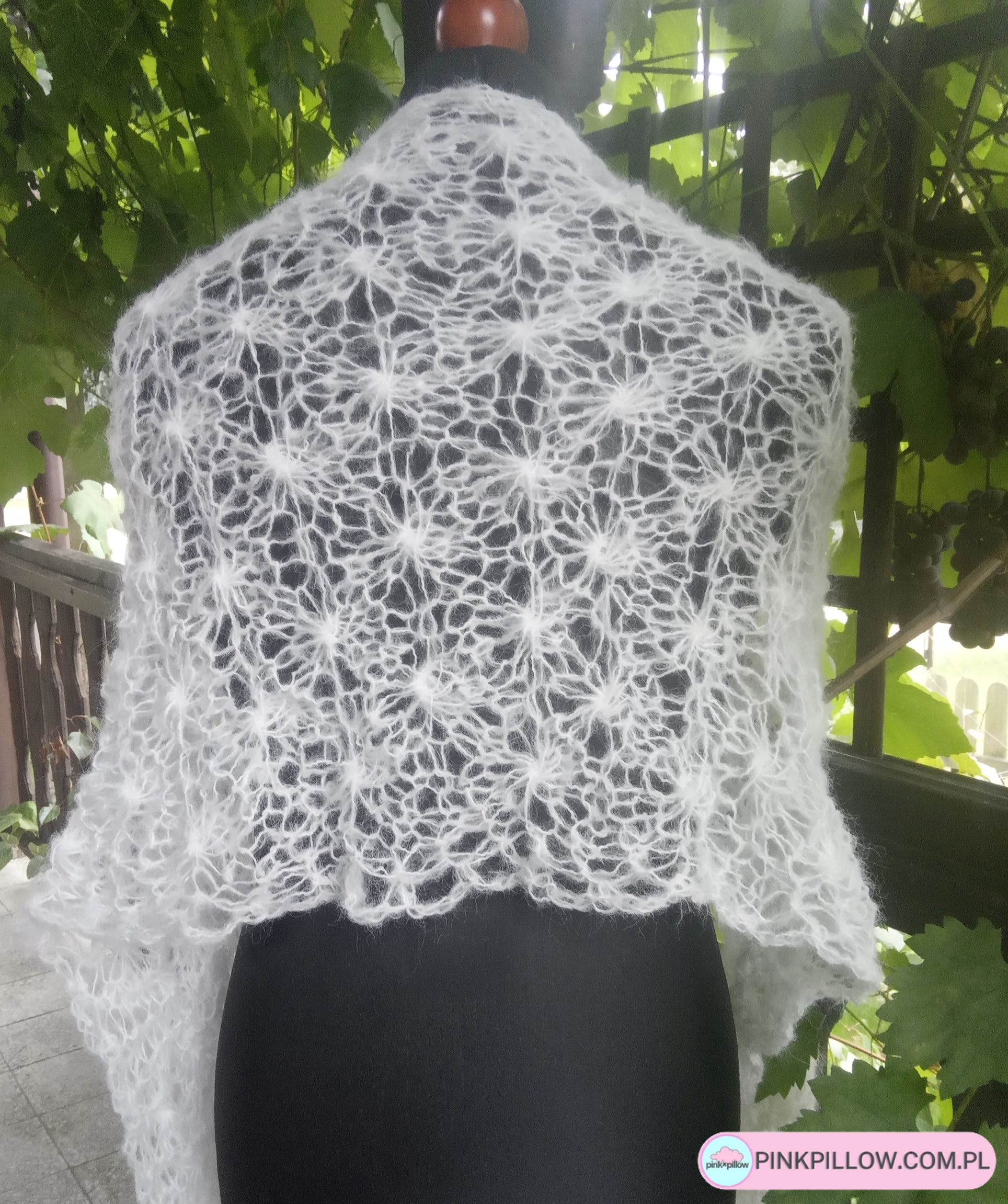 Biała Narzutka do sukienki typu Siateczka - Wymiary 165x45 cm