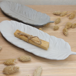 Podstawka Piórko z betonu architektonicznego - Różne Kolory