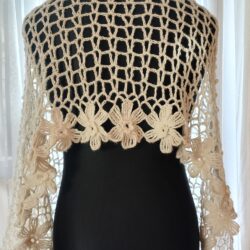 Ślubny Szal mgiełka z kwiatami 150 cm x 47 cm