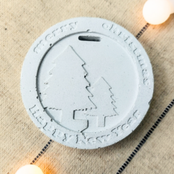 Świąteczna Dekoracja z betonu na choinkę "Merry Christmas"