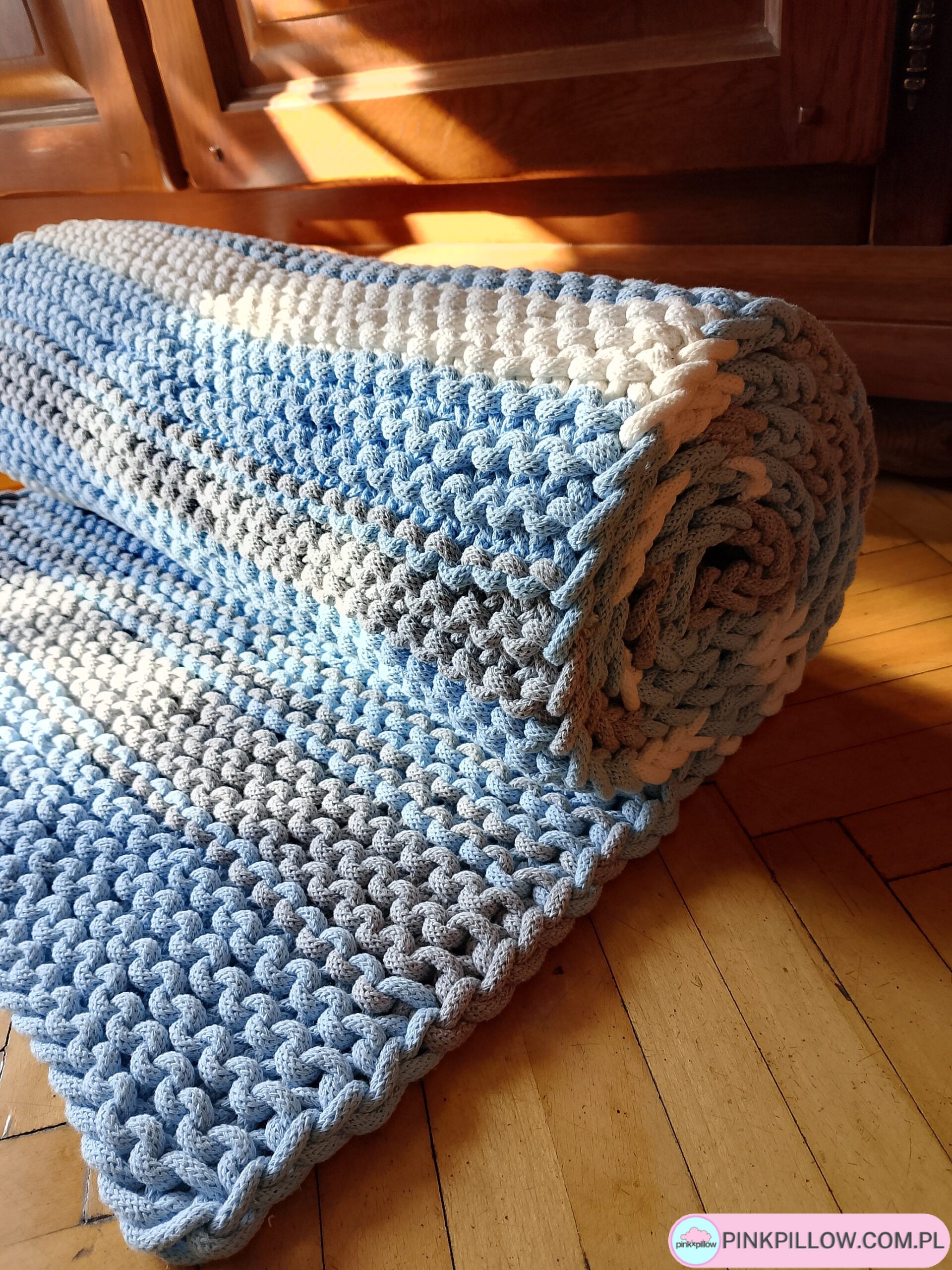 Długi Dywan Chodnik w paski na drutach - Wymiary 200x55 cm