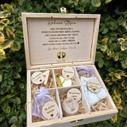 Prezent na Chrzest pudełko wspomnień - Grawerowane z zawartością