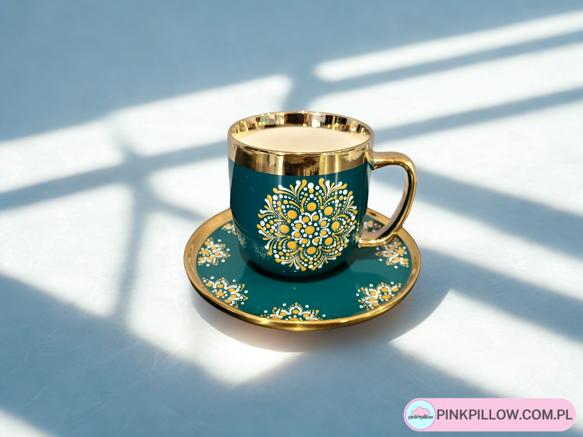 Kubek Szmaragdowy z Mandalą