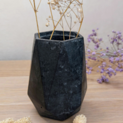 Betonowy Wazon - Kolor Czarny
