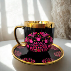 Kubek Handmade z Talerzykiem - Fuksjowa Mandala