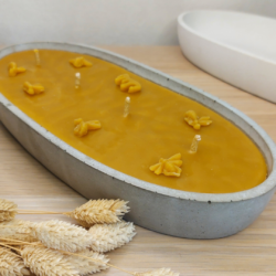 Naturalna Świeca z wosku pszczelego w Betonowej osłonce - Pojemność 480 g