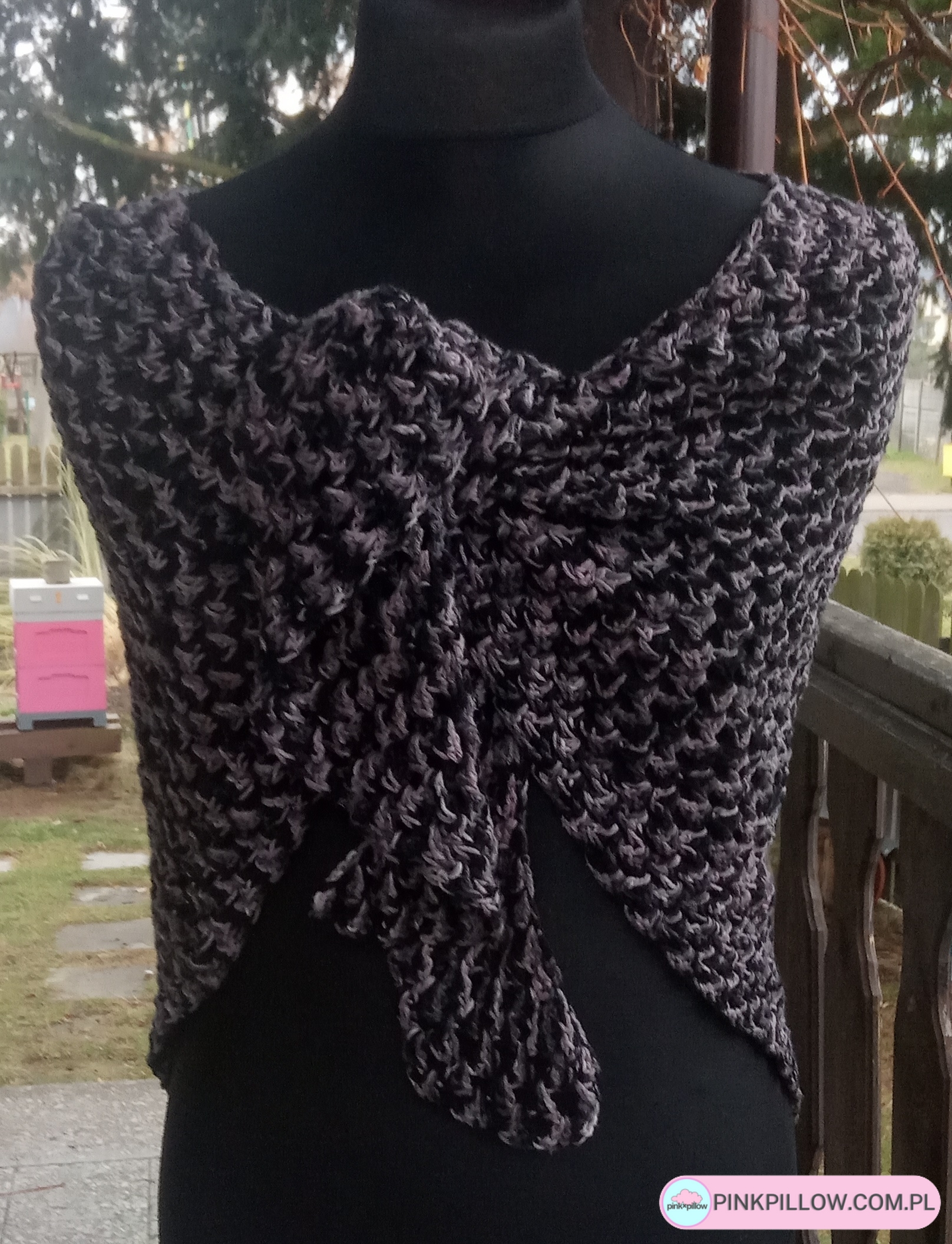 Chusta Szary melanż dziergana - Przód