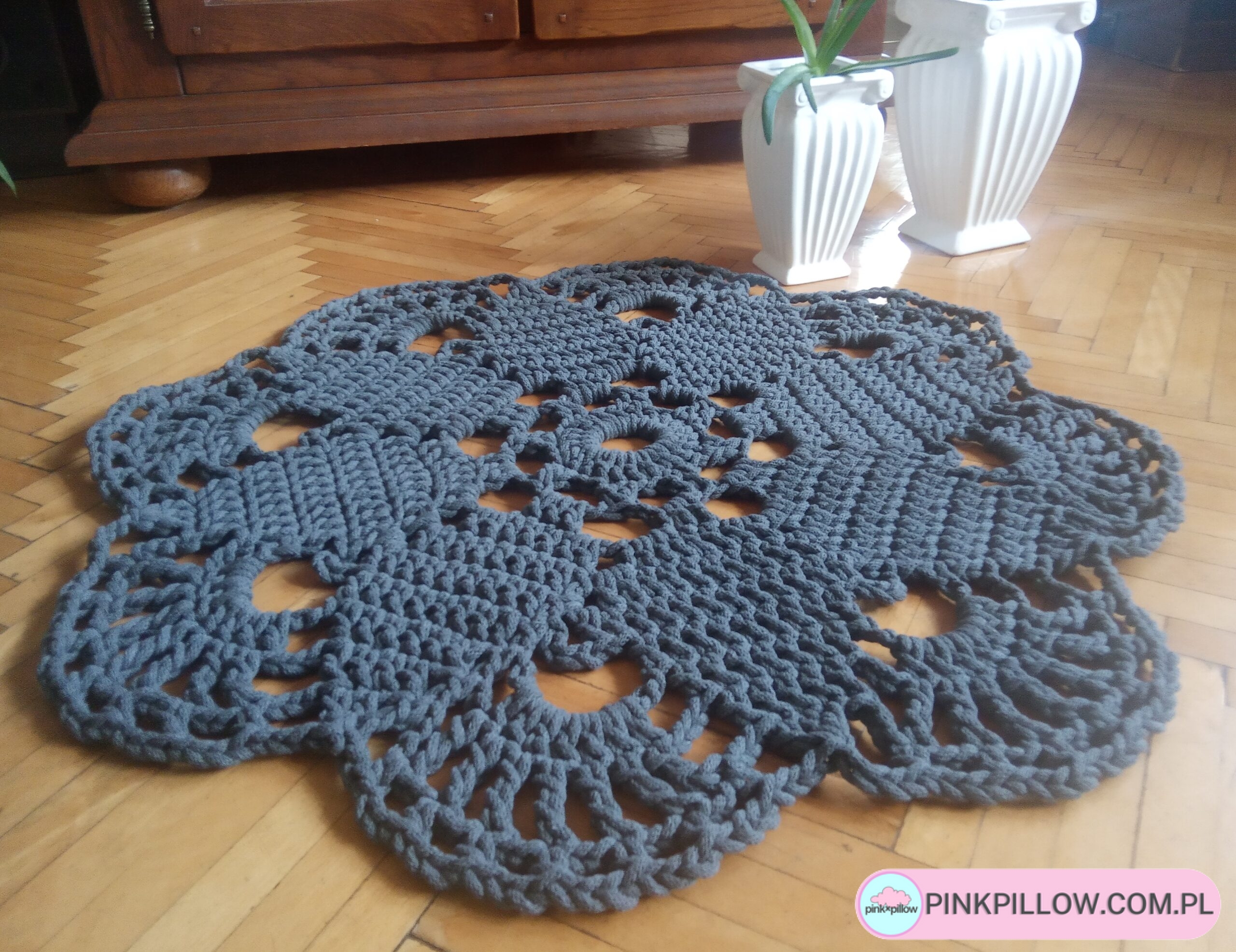 Szary Dywan na podłogę ażurowy 85 cm