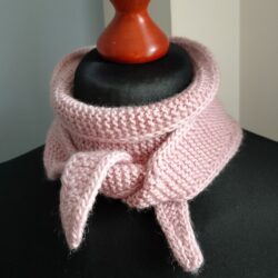 Wąski Szalik damski 120 cm - Kolor Pastelowo-Różowy