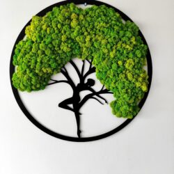 Dekoracja z mchu na ścianę "Drzewo Kobieta"