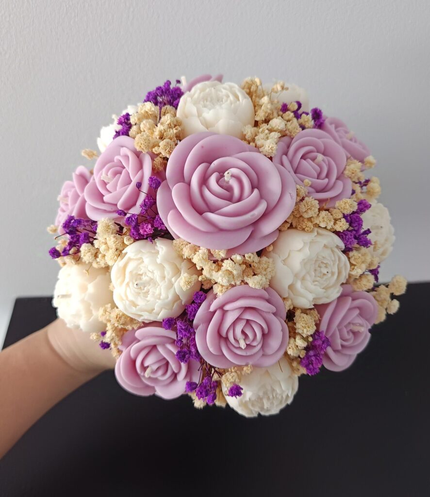 Candle flower box Prezent na Dzień Babci i Dziadka biało-fioletowy - Topper Gratis