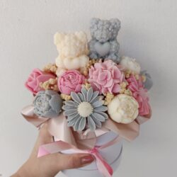 Bukiet kwiatów ze świec sojowych Biało-Różowo-Szary