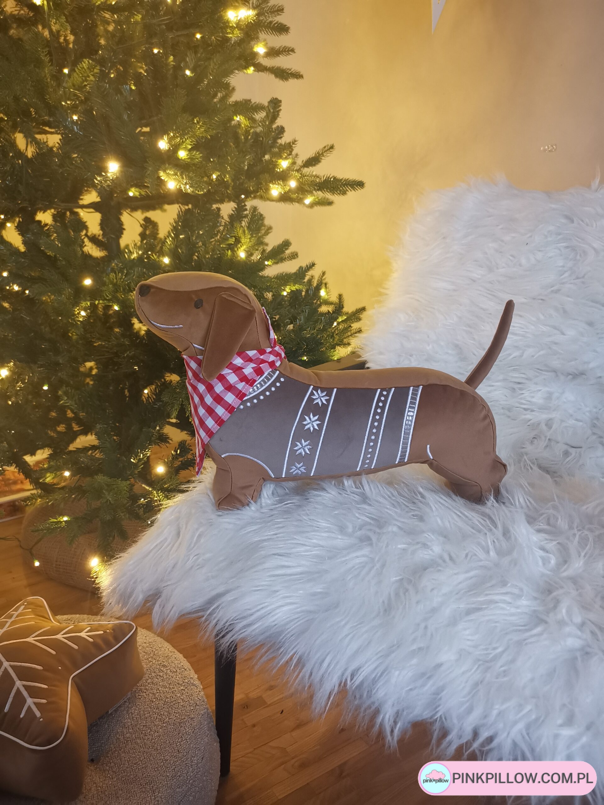 Świąteczna Poduszka Jamnik Piernikowy - Różne Kolory - obrazek 12