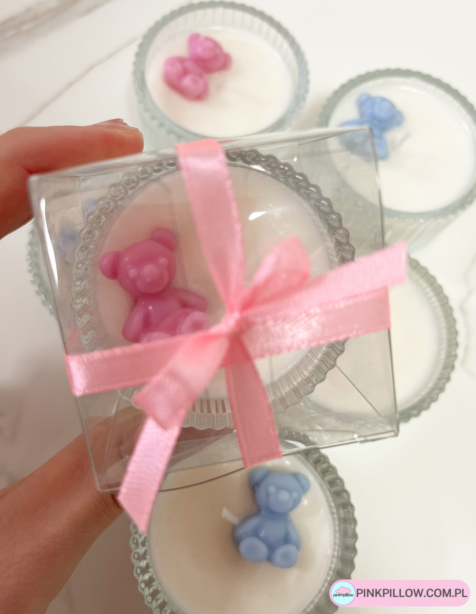 Mini świeca w szkle na Prezent zapakowana z kokardką