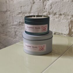 Romantyczna Świeczka "To Chyba Miłość" - grejpfrut, różowy pieprz