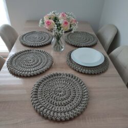 Komplet Podkładek pod talerze 6 szt - Średnica 32 cm - Różne Kolory