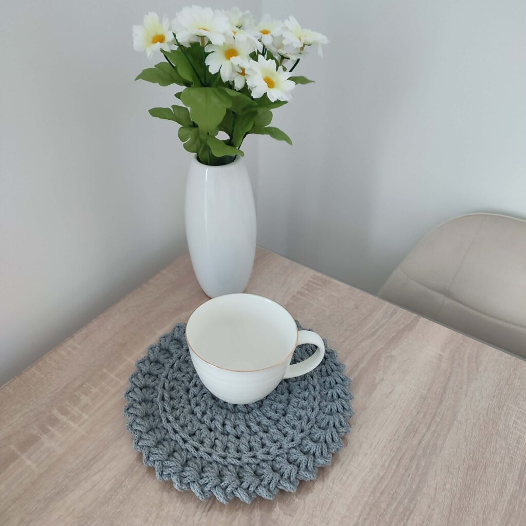 Podkładka pod kubek szydełko - Średnica 26 cm - Różne Kolory