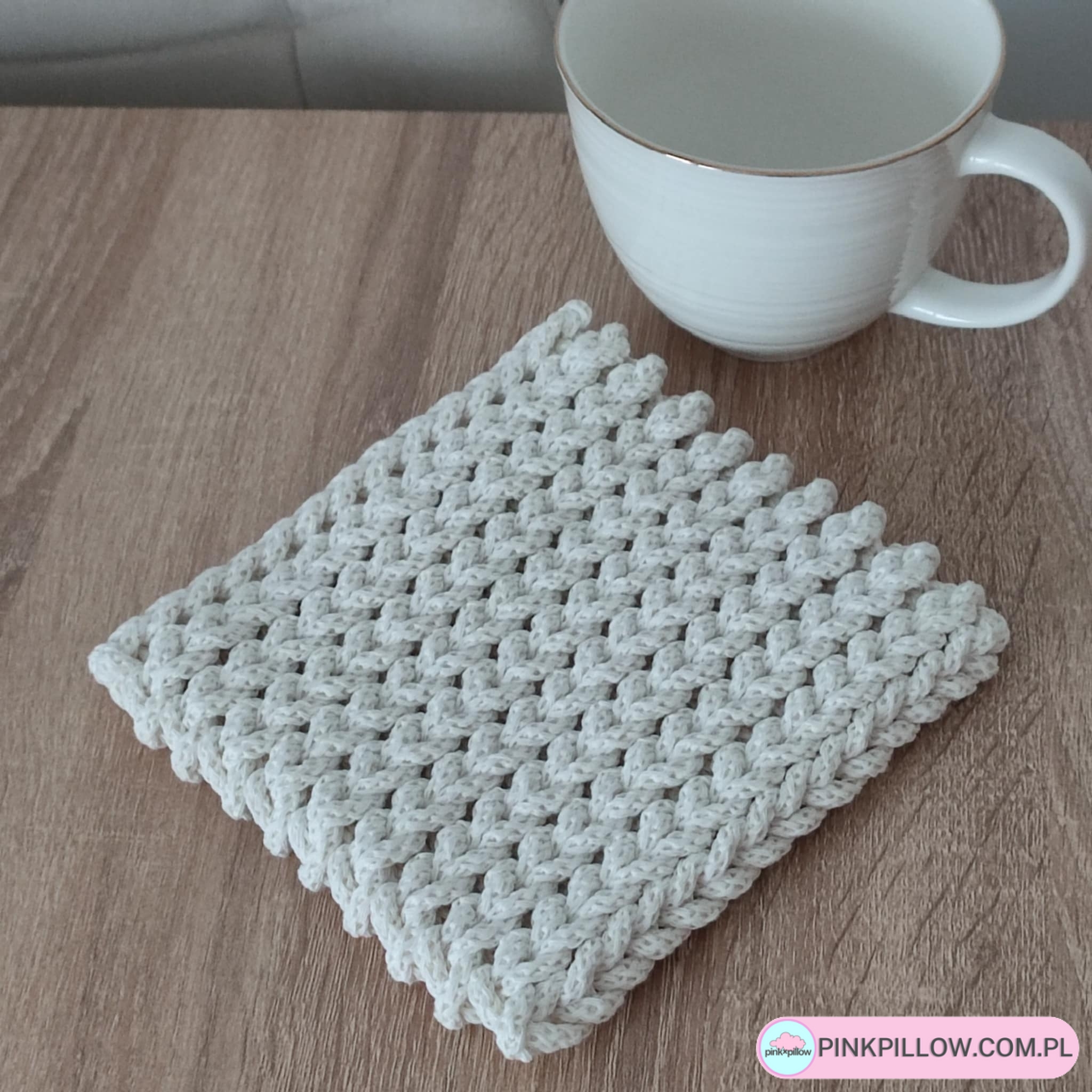 Mała Podkładka pod kubek ze sznurka