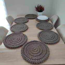 Komplet Podkładek pod zastawę stołową 8 szt. - Średnica 32 cm - Kolor Ziemia