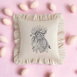 Poszewka welurowa z falbaną "Kogut czarny" - Różne Kolory