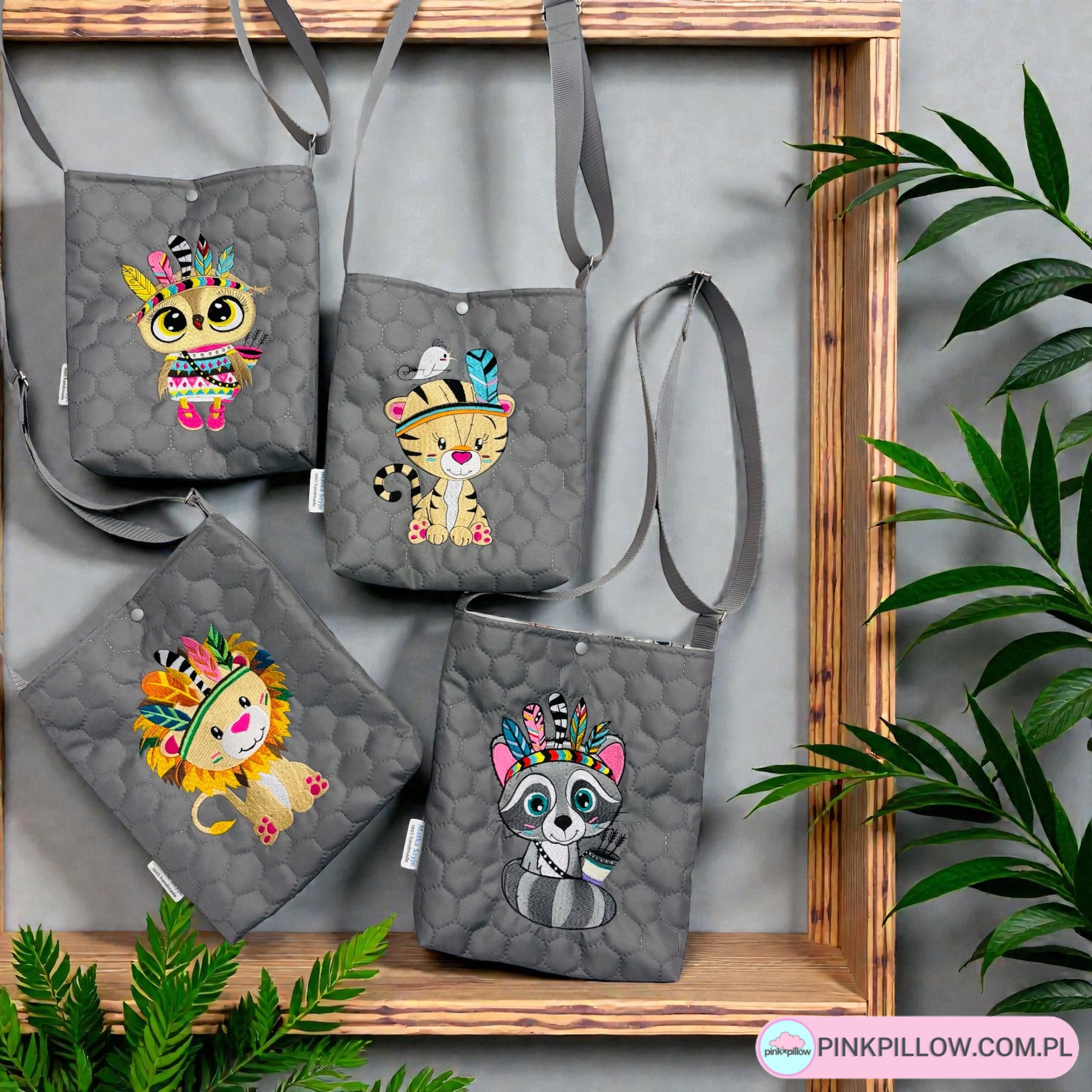 Mała Torebeczka dla dziecka haftowana - Wzór Szop - obrazek 2