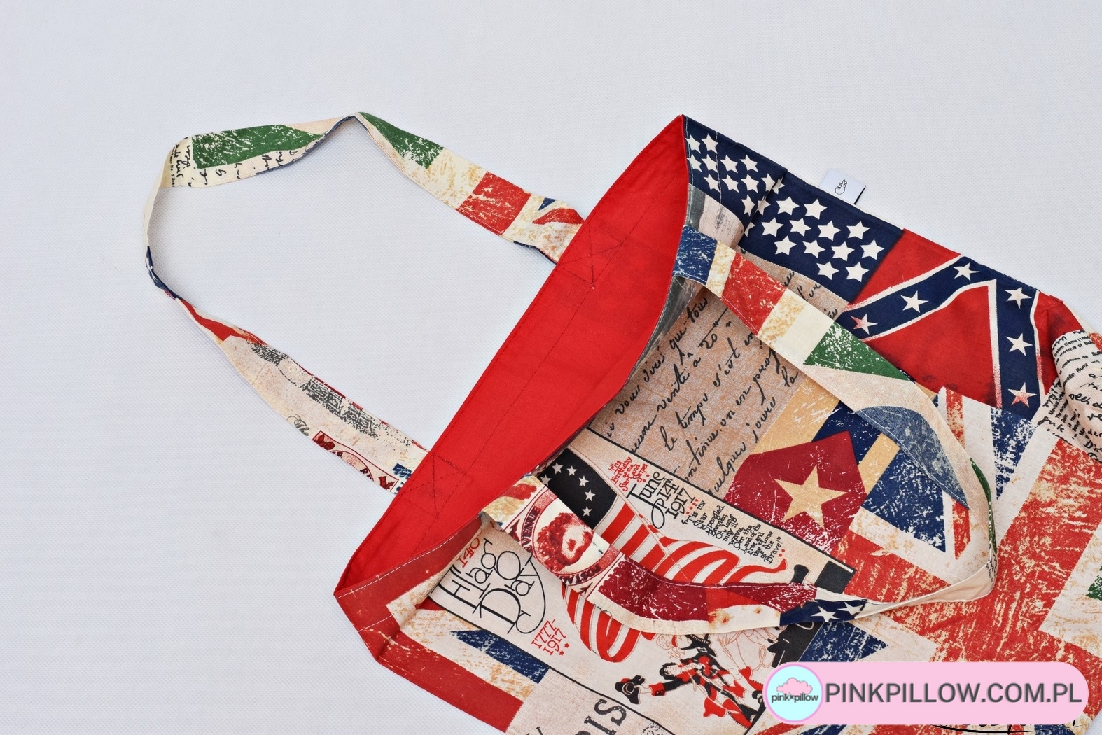 Shopperka na ramię zdobiona Flagami