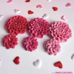 Ozdobne Świeczki kwiaty Dalie - Zestaw 2 szt. - Różne Kolory