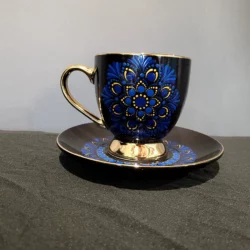 Zdobiona Filiżanka Glamour - Złoto-Niebieska Mandala