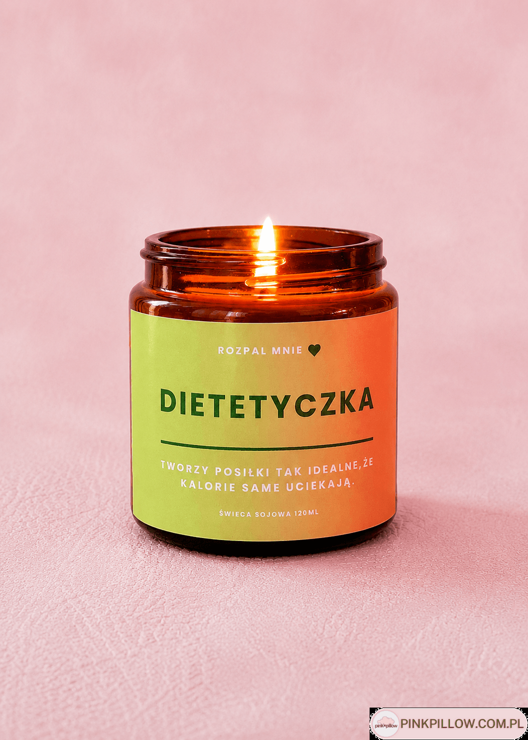 Zapachowa świeczka sojowa z napisem na etykiecie dietetyczka