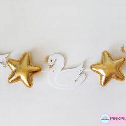 Girlanda na łóżeczko Gwiazdki i Łabędzie - Dostępne Różne Długości