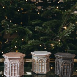 Świąteczna Świeca w ozdobnym Pojemniku - Zimowe Zapachy