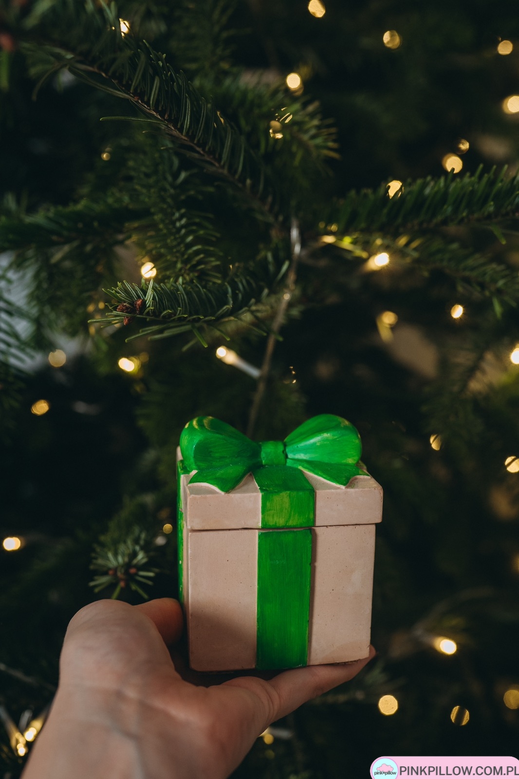 Świeca w gipsie - Wzór Prezent - Różne Kolory i Zapachy - obrazek 7