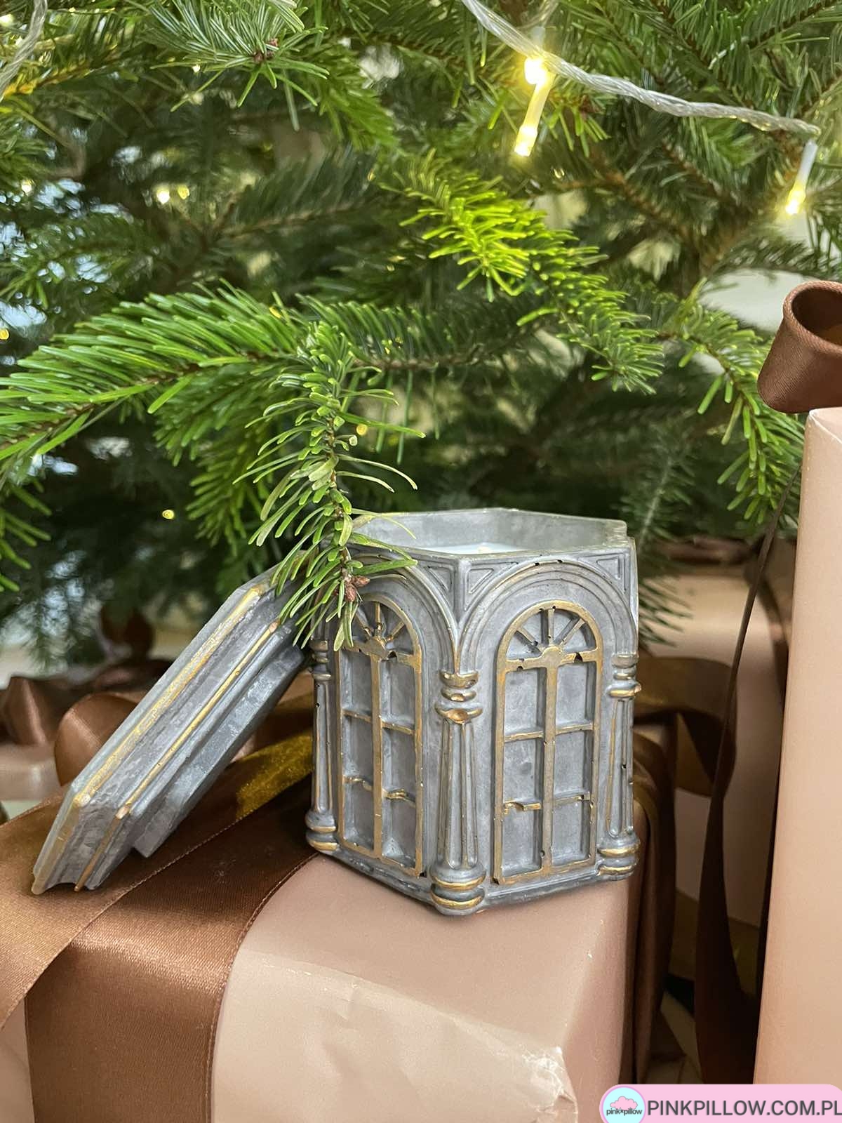 Świąteczna Świeca w ozdobnym Pojemniku - Zimowe Zapachy - obrazek 3