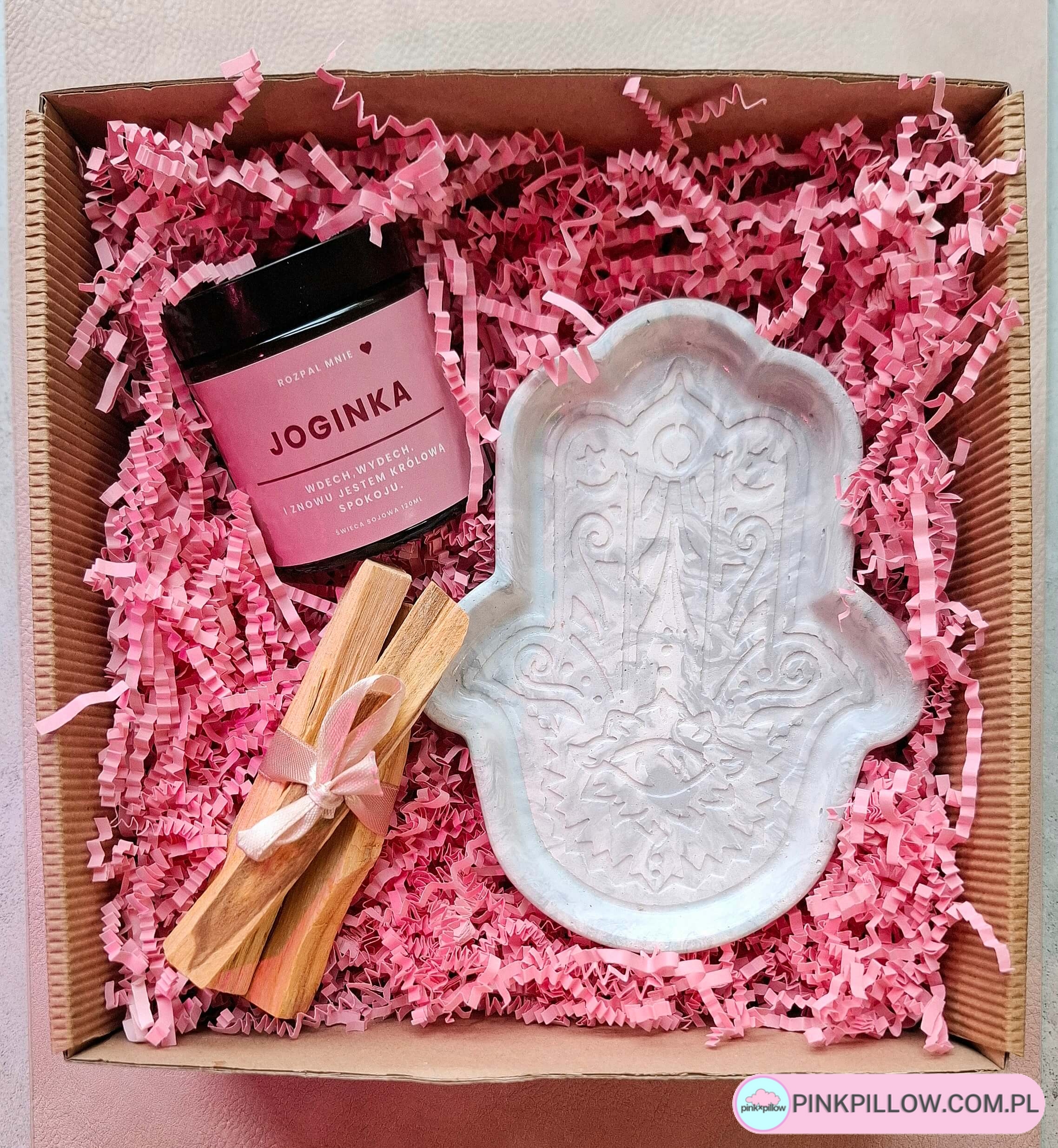Zestaw prezentowy dla Joginki - Świeczka + Palo Santo + Podstawka